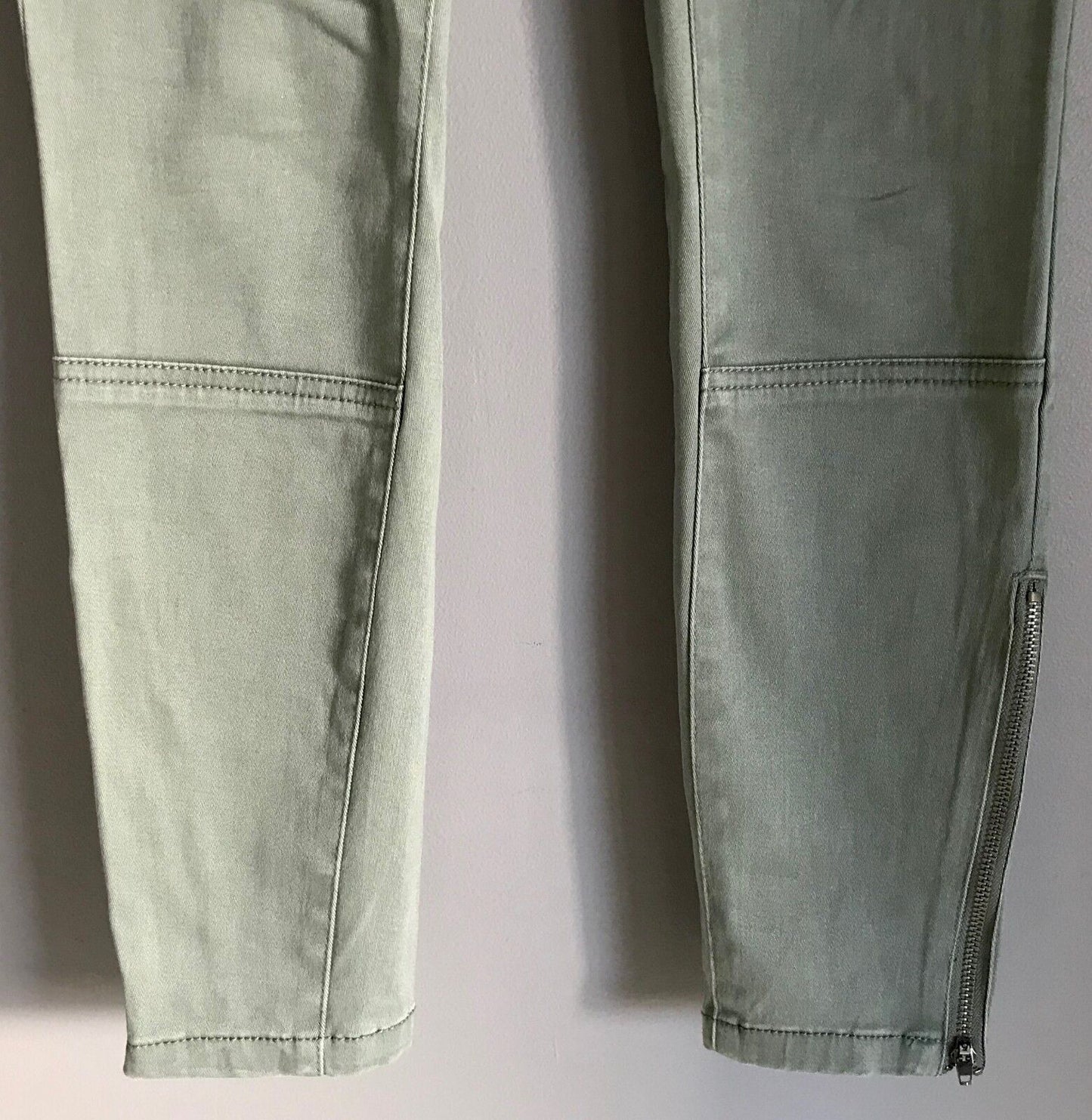 COTTON ON Pants Skinny Leg Utility Pants Khaki Ladies Size 8 Fab Smart Casual