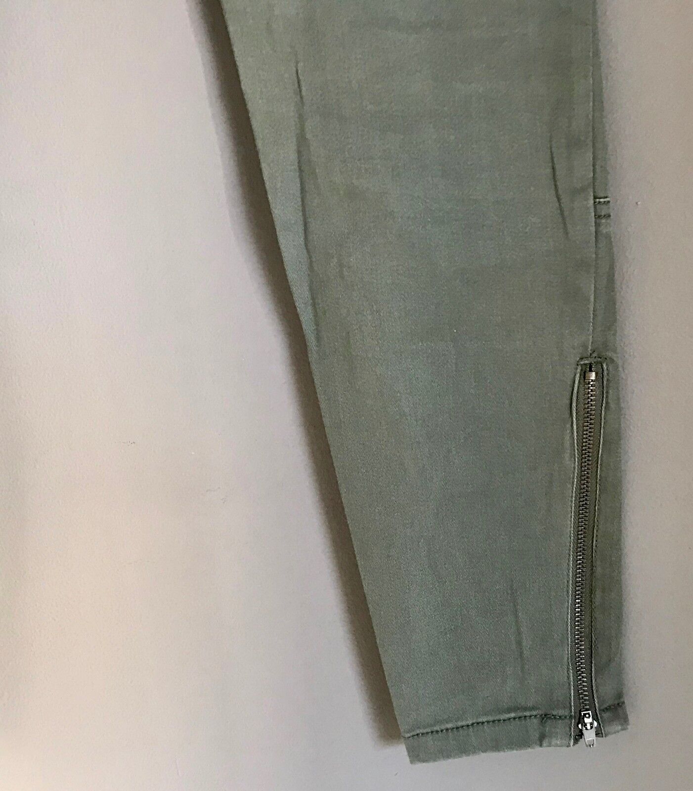 COTTON ON Pants Skinny Leg Utility Pants Khaki Ladies Size 8 Fab Smart Casual