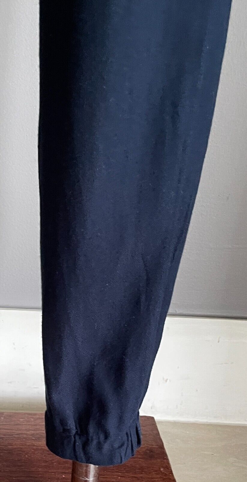 SUNDANCE Navy Elastic Waist & Leg Cuffs Jogger Pants Zip Pockets Size 8 10
