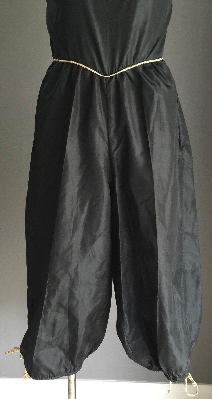 Vtg 70s DISCO Jumpsuit Size 8 Black Silky 3/4 Length Gold Trim Pants
