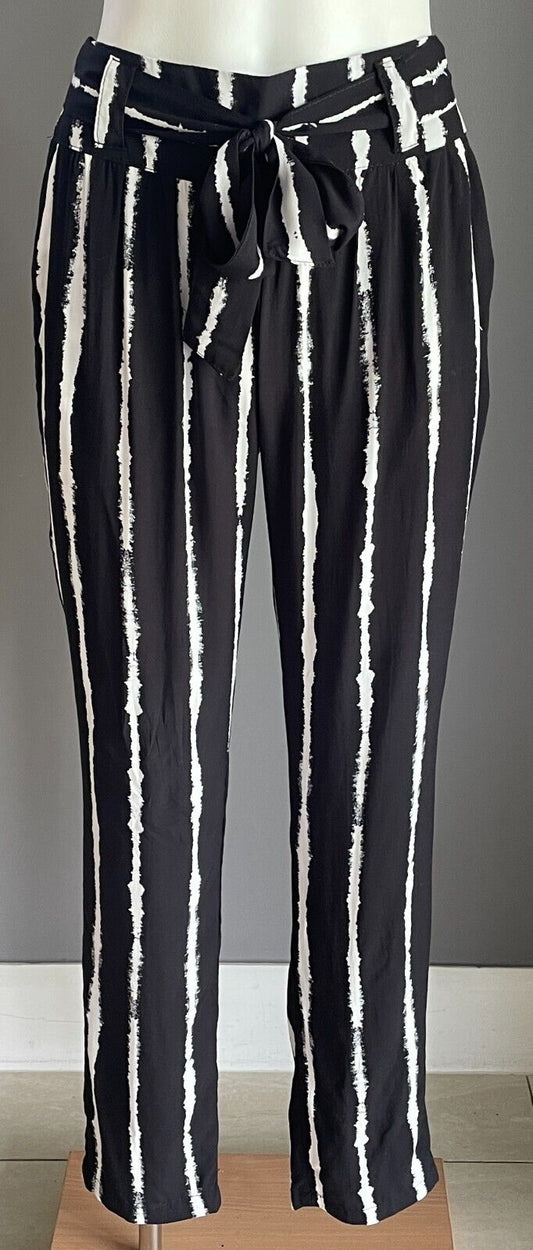 COTTON ON Black White Print Tapered Leg Pants Elastic Waist Belt Tie Size XS 8
