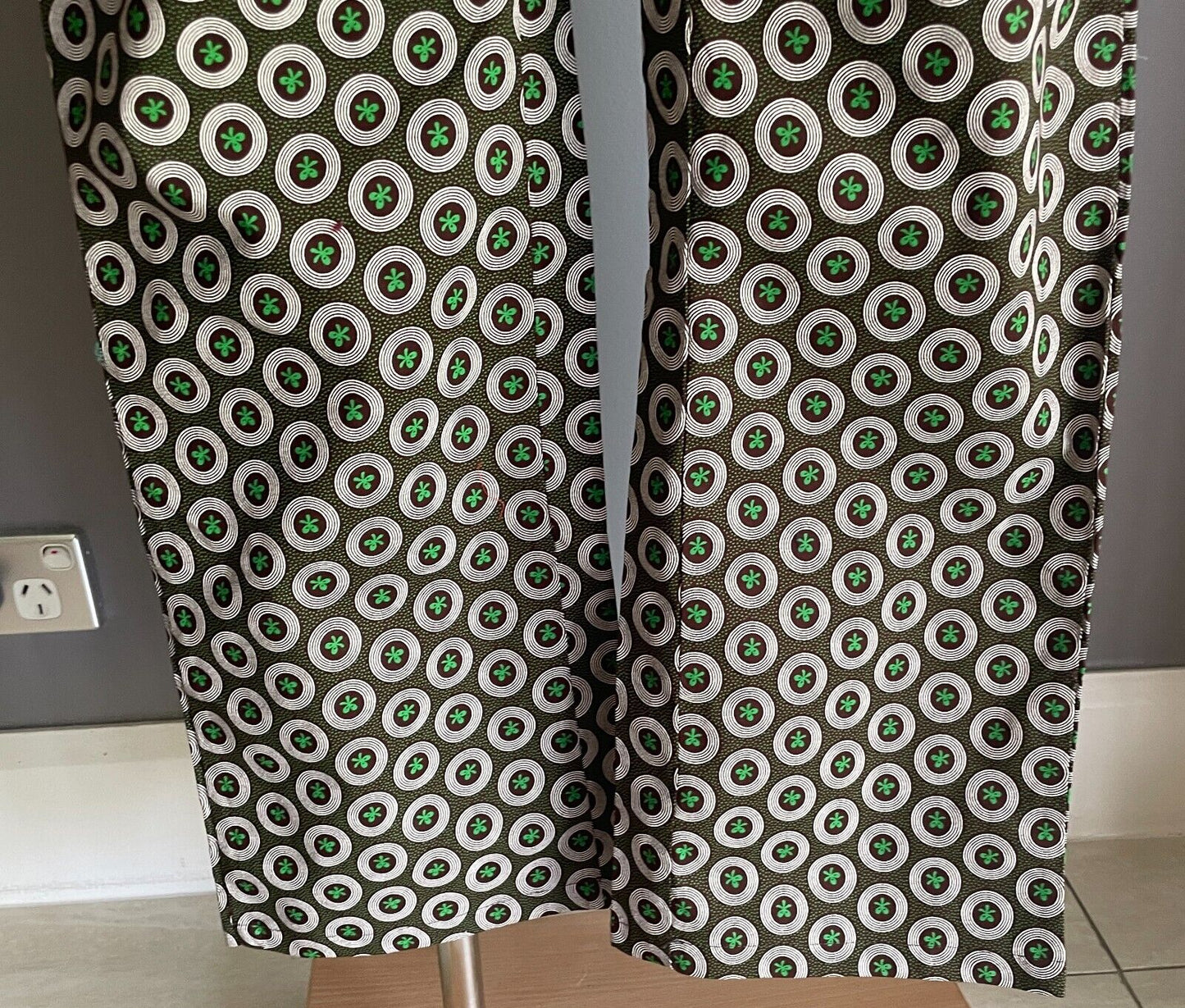 GOODBYE MALARIA Shwe Shwe Lounge Pants Burgundy Green Print Drawstring Size XS 8