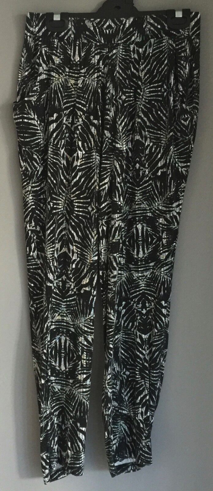 COTTON ON Lounge Pants Black & White Botanic Print Elastic Waist Size XS 8