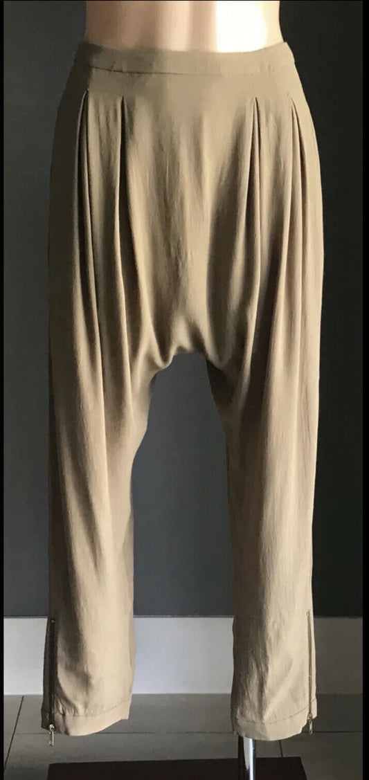 BARDOT Pants Light Khaki Drop Crotch 7/8 Length Trousers Ladies Size 10