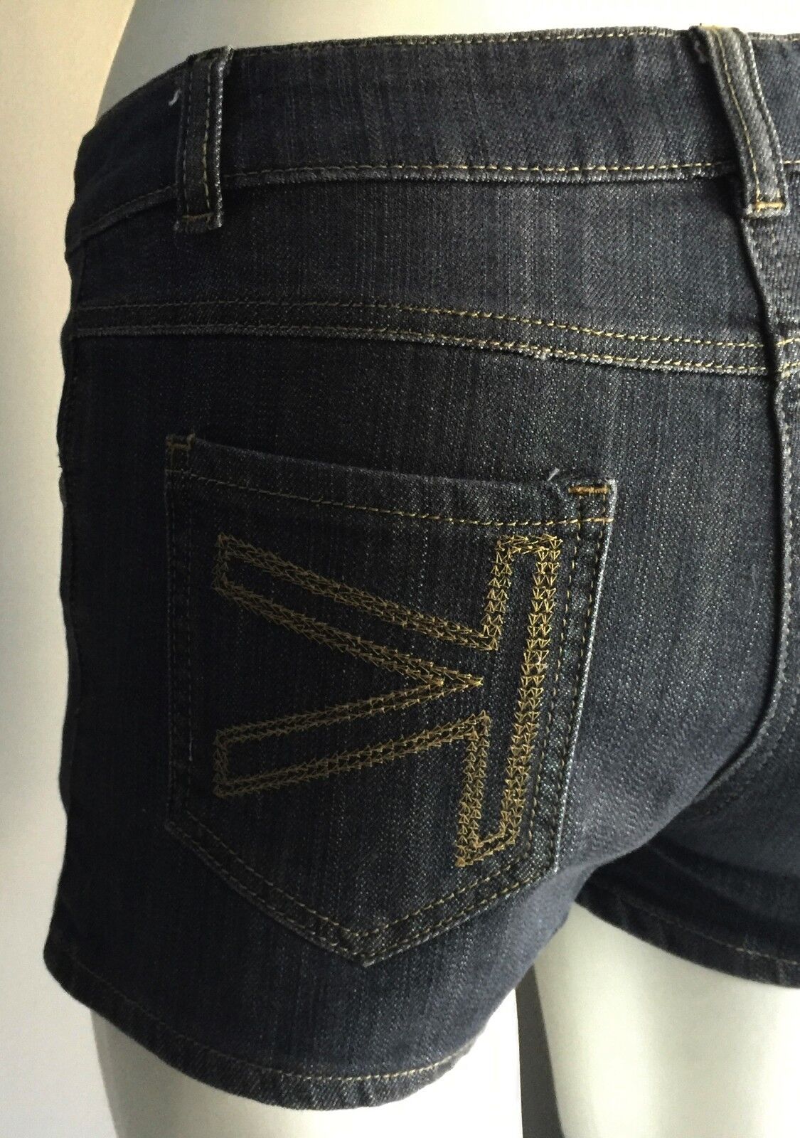 KOOKAI Stretch Blue Denim Shorty Shorts Ladies Size 36 8 10 2 Back Pockets Jeans