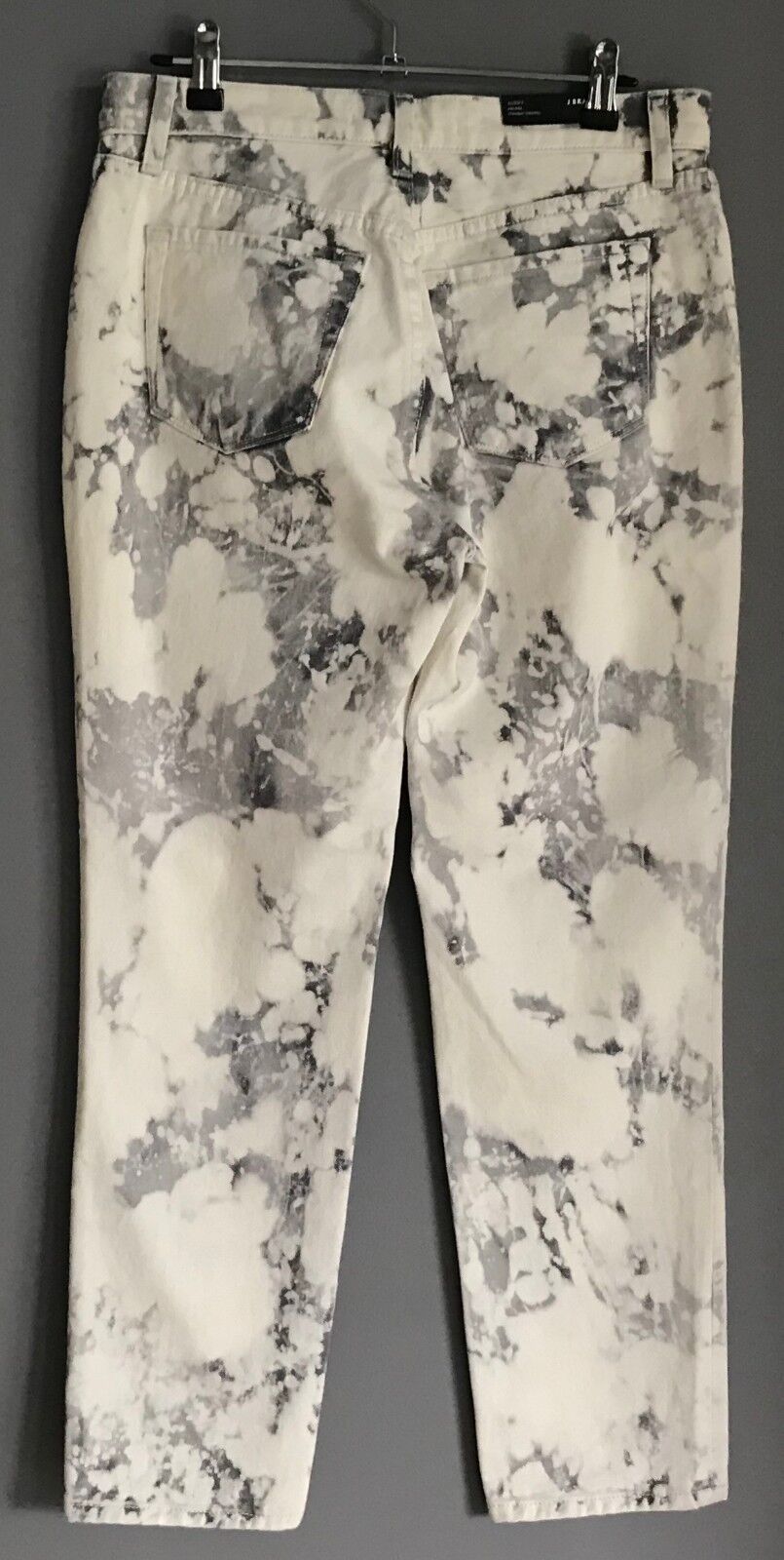J BRAND "Aubry" Crop Jeans Grey White Sonic Wash Mid Rise Straight Size 25 8 NEW
