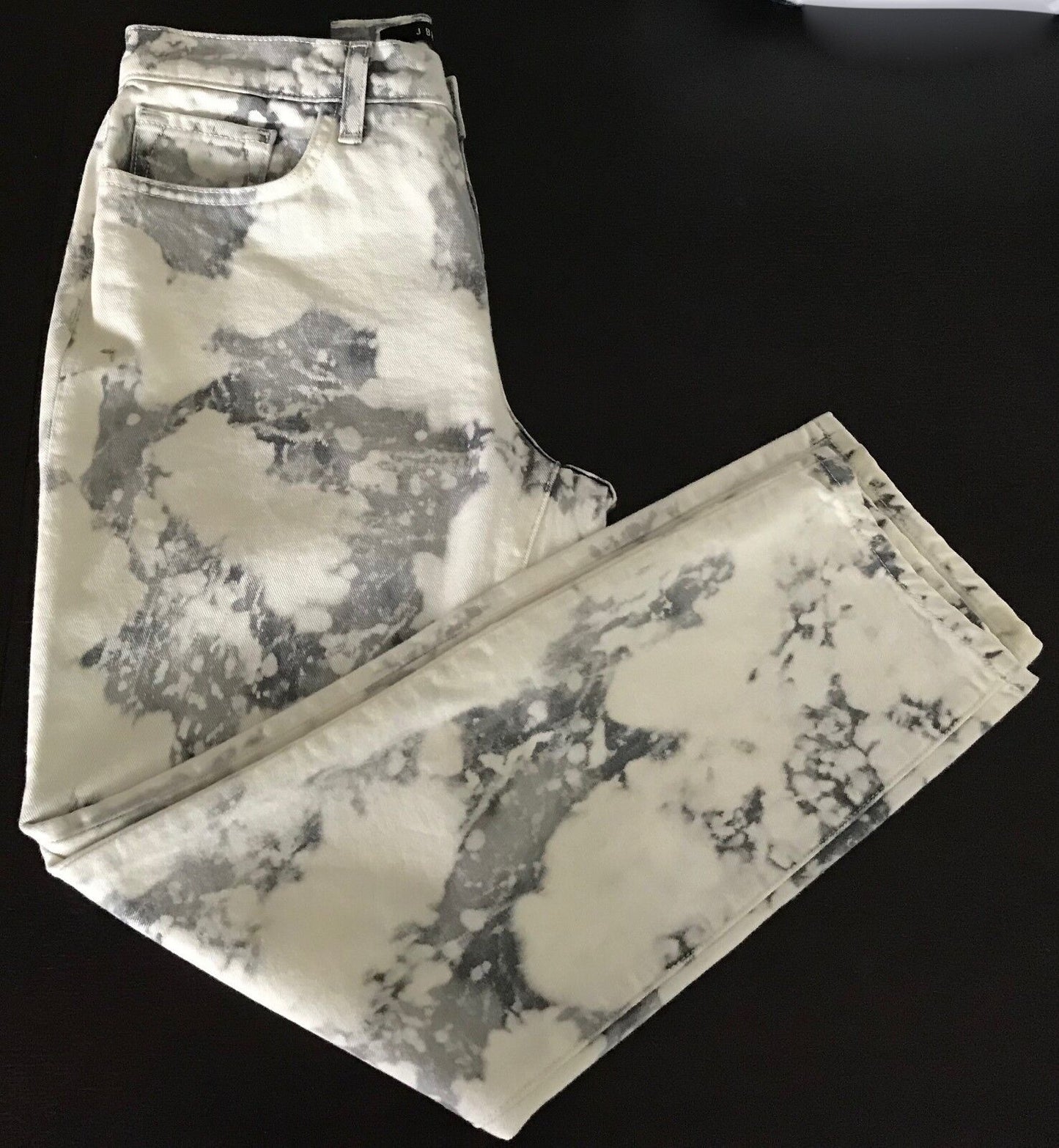 J BRAND "Aubry" Crop Jeans Grey White Sonic Wash Mid Rise Straight Size 25 8 NEW