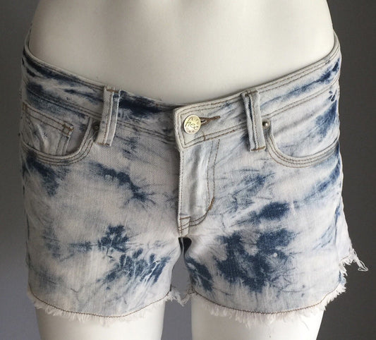 FREE FUSION Frayed Shorts Faded Blue Marble Acid Wash Denim Size 6 8 Jeans