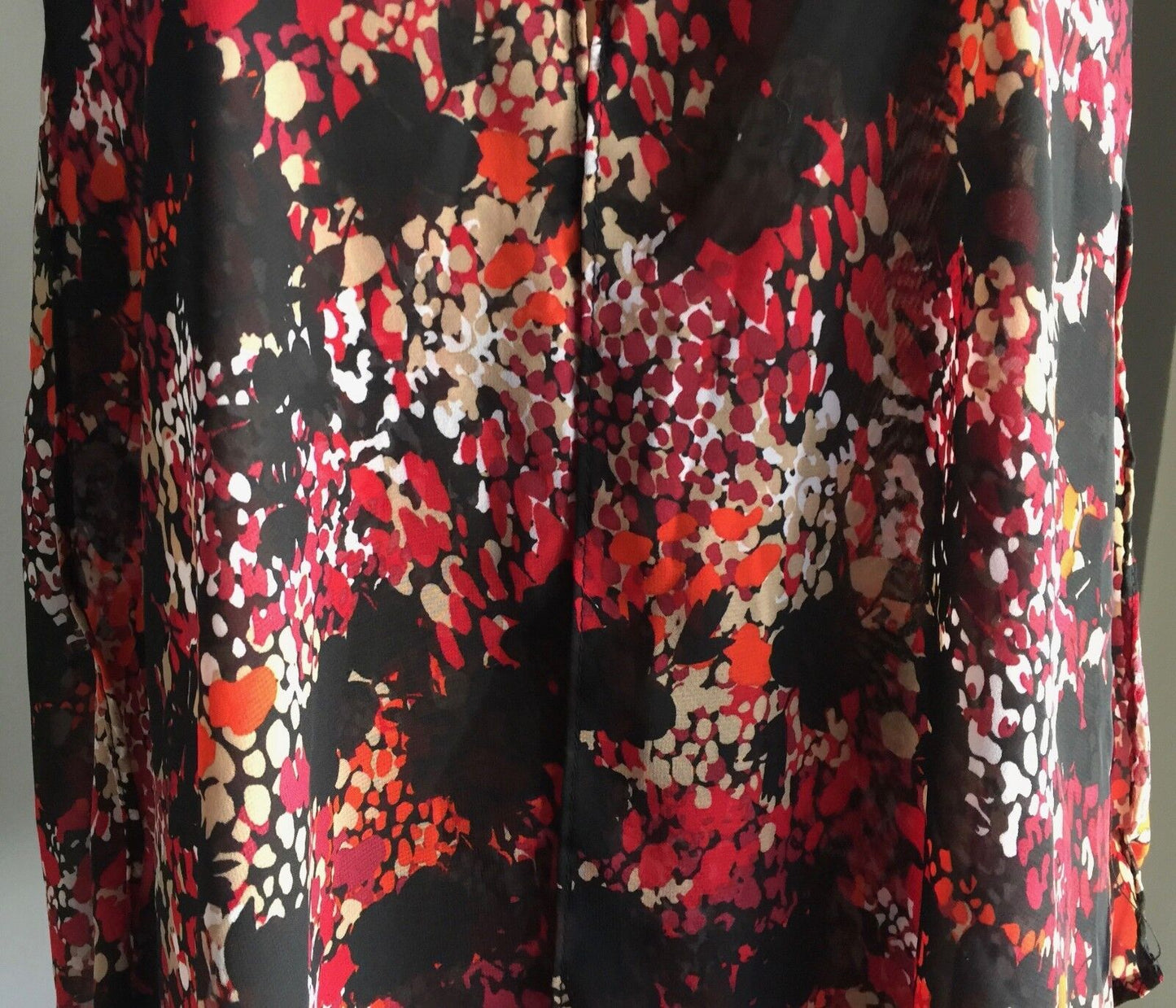LILLY & LOU Multi Colour Print Sleeveless Overlay Blouse Ladies Plus Size 18 NEW