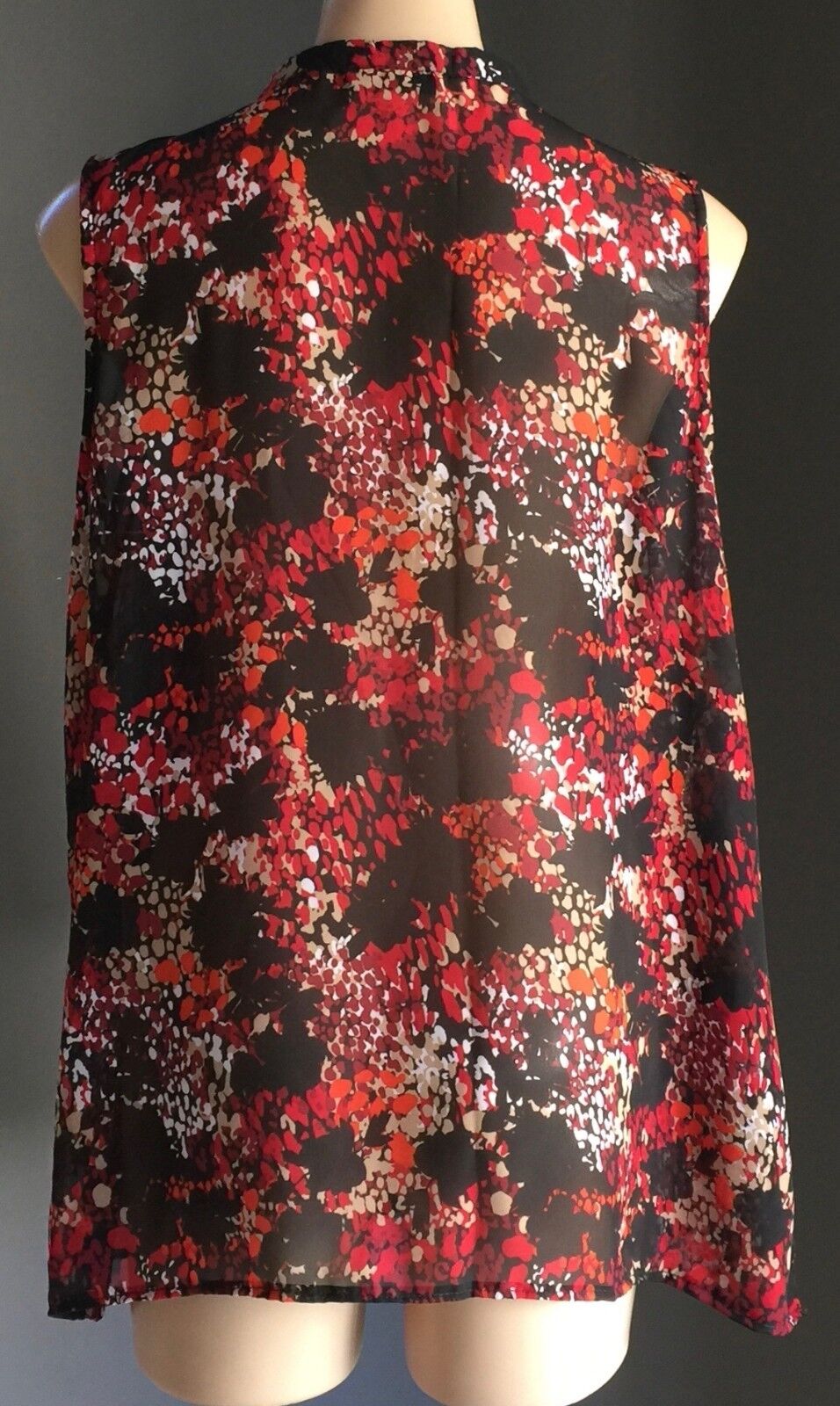 LILLY & LOU Multi Colour Print Sleeveless Overlay Blouse Ladies Plus Size 18 NEW