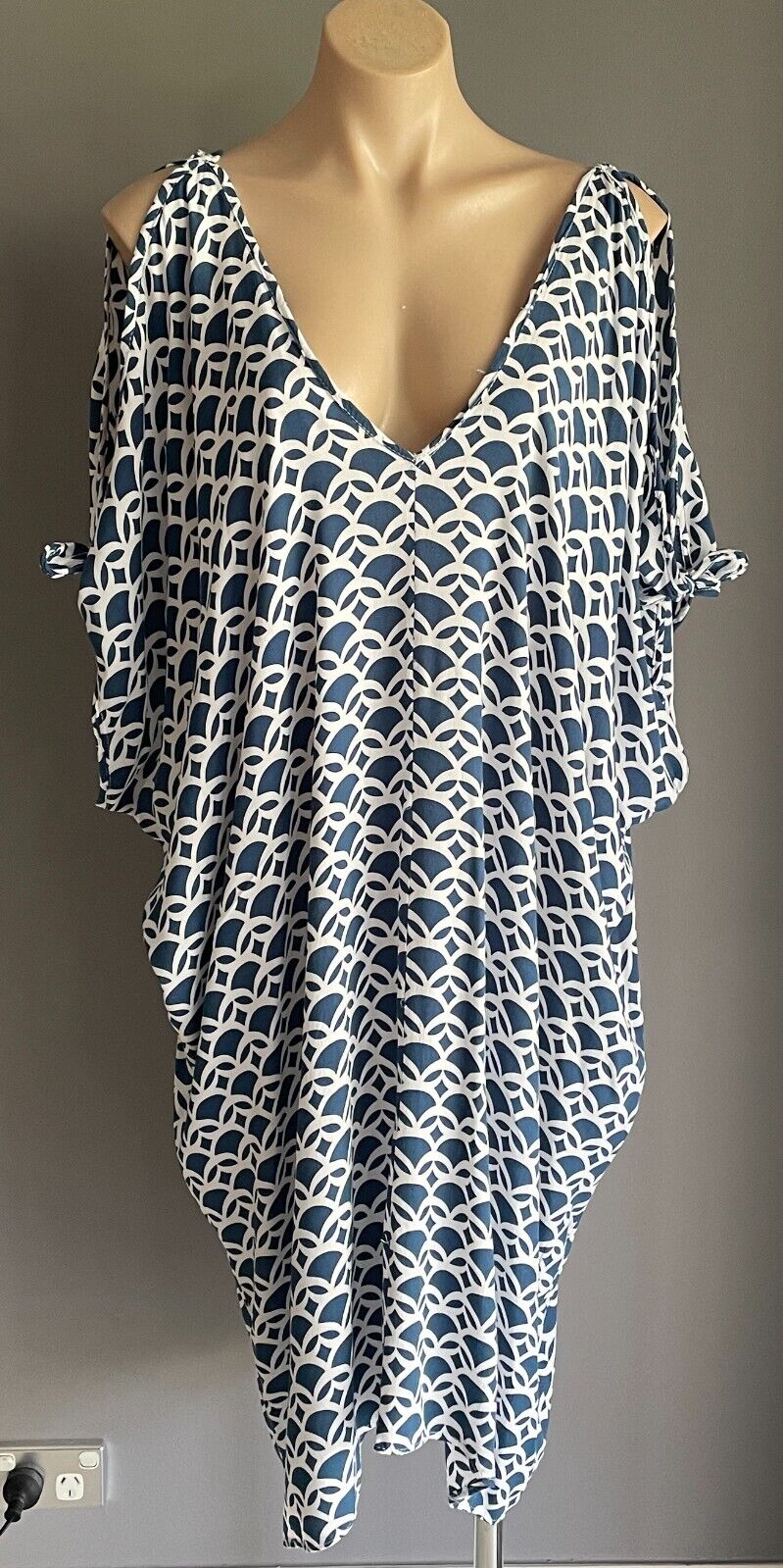 AQUAMARINE Blue & White Print Kaftan Dress Size 10 - 18 Short Tie Sleeves