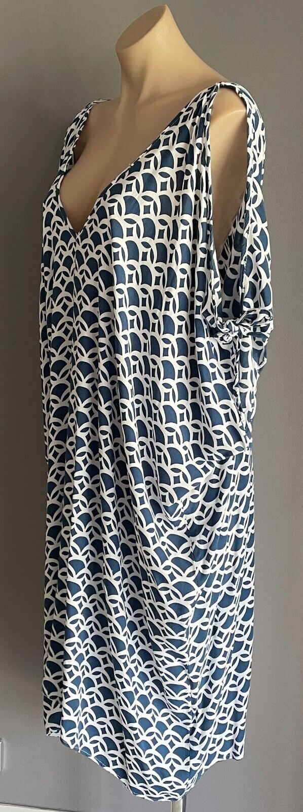 AQUAMARINE Blue & White Print Kaftan Dress Size 10 - 18 Short Tie Sleeves