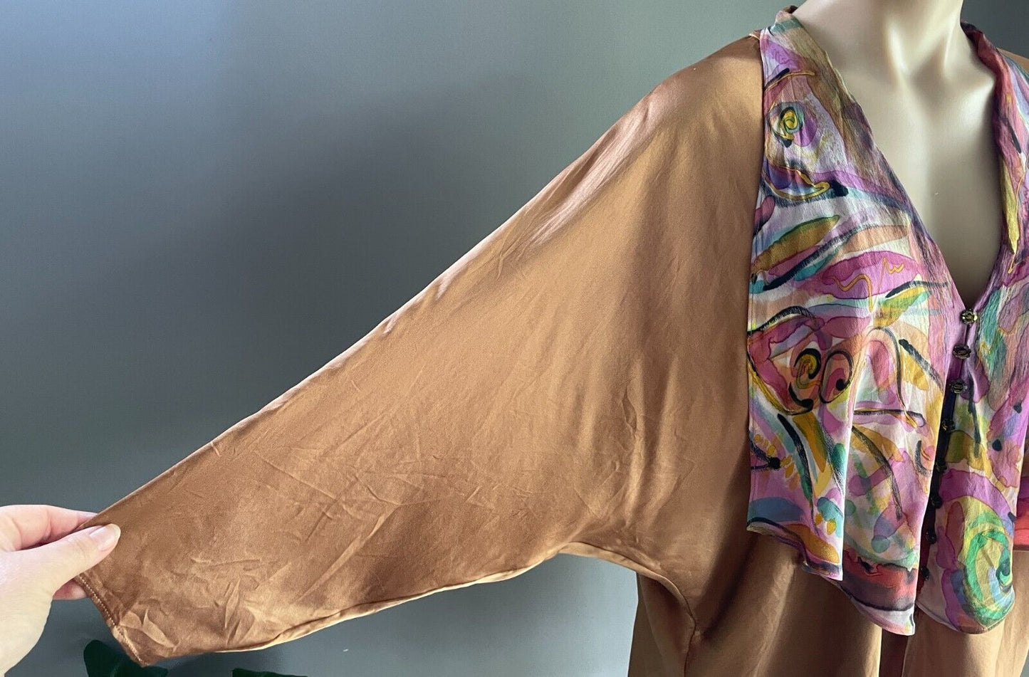 EVOLVE LOVE by ARROZZ Bronze Silk Top Dolman Sleeve Chest Overlay Sz 18 HiLo Hem