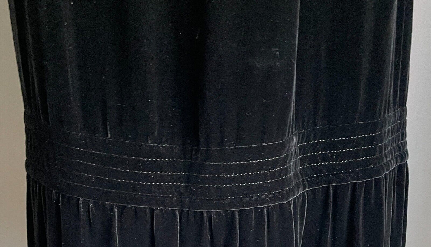 MAX MARA Skirt Black Velour Velvet Tier Hem Midi Length Size 42 AU 14