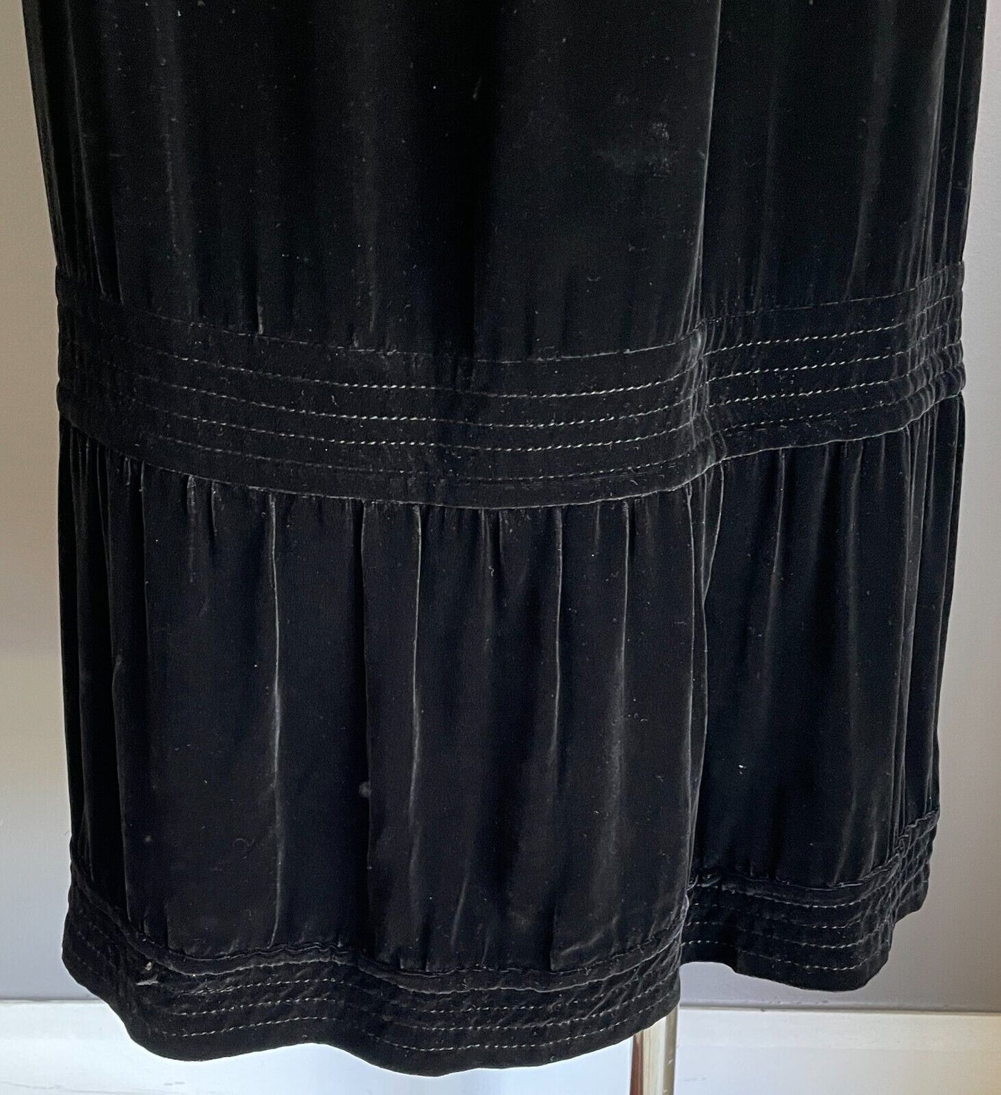 MAX MARA Skirt Black Velour Velvet Tier Hem Midi Length Size 42 AU 14