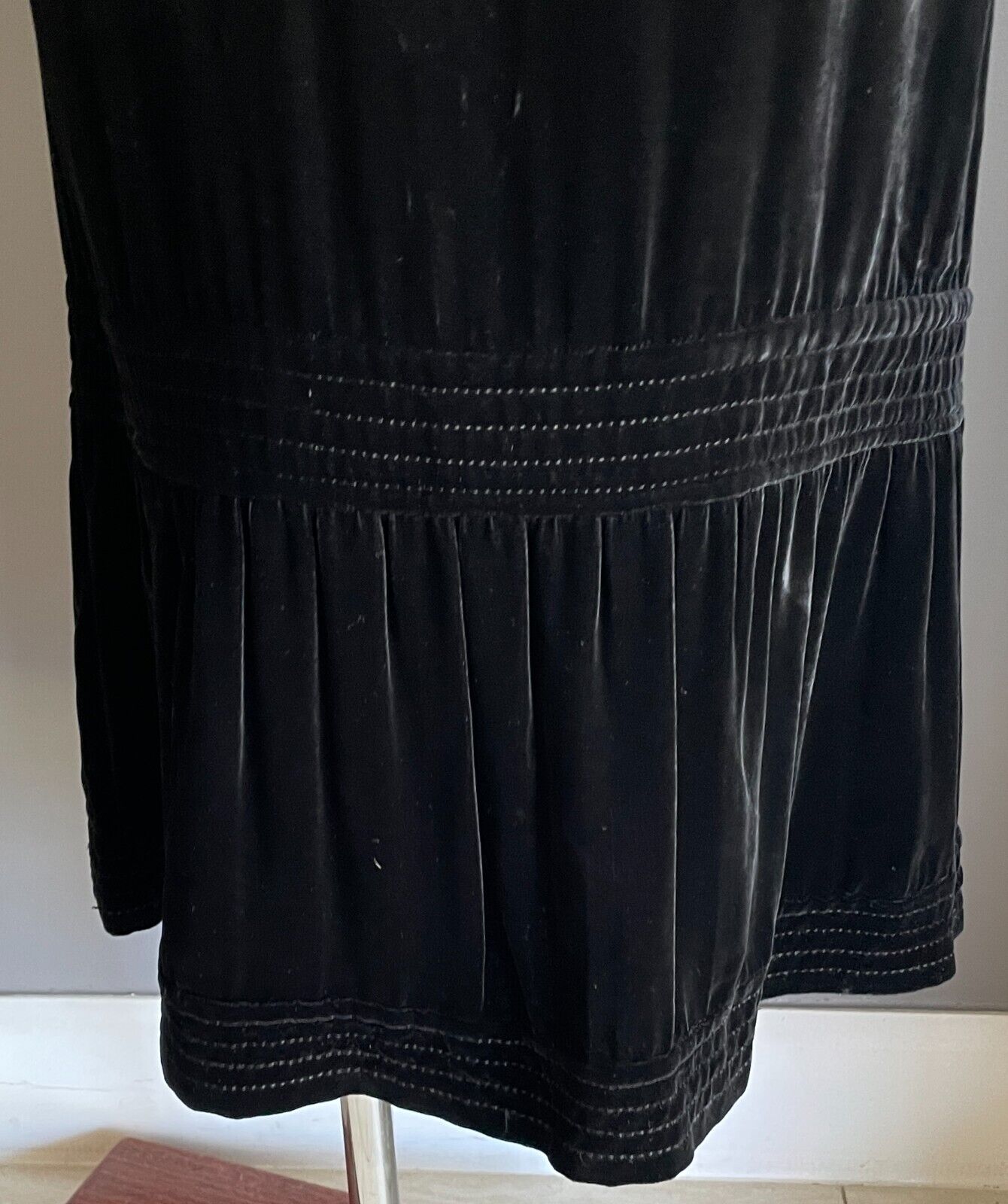 MAX MARA Skirt Black Velour Velvet Tier Hem Midi Length Size 42 AU 14