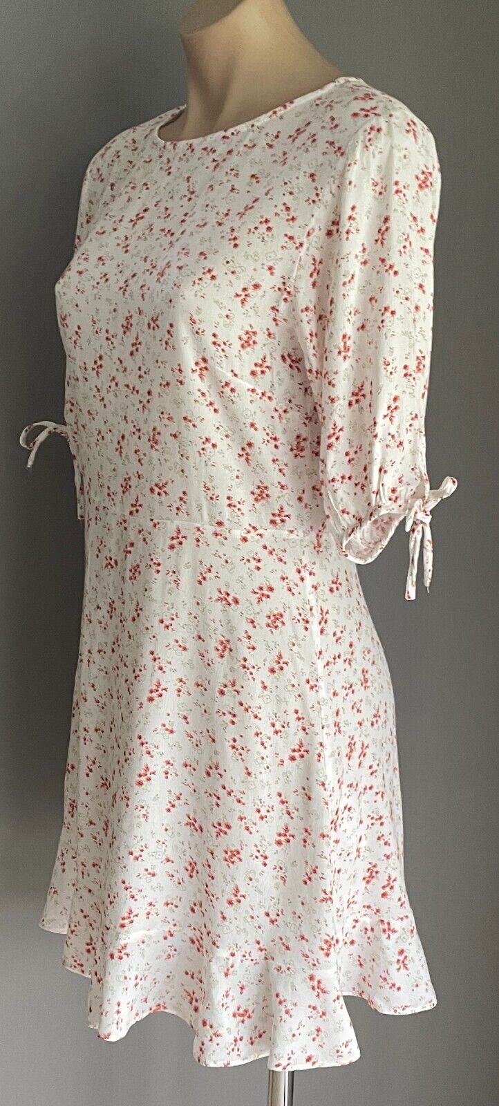 COTTON ON Dress White Floral Print Short Tie Sleeve Sheath w Flounce Hem Sz S 10