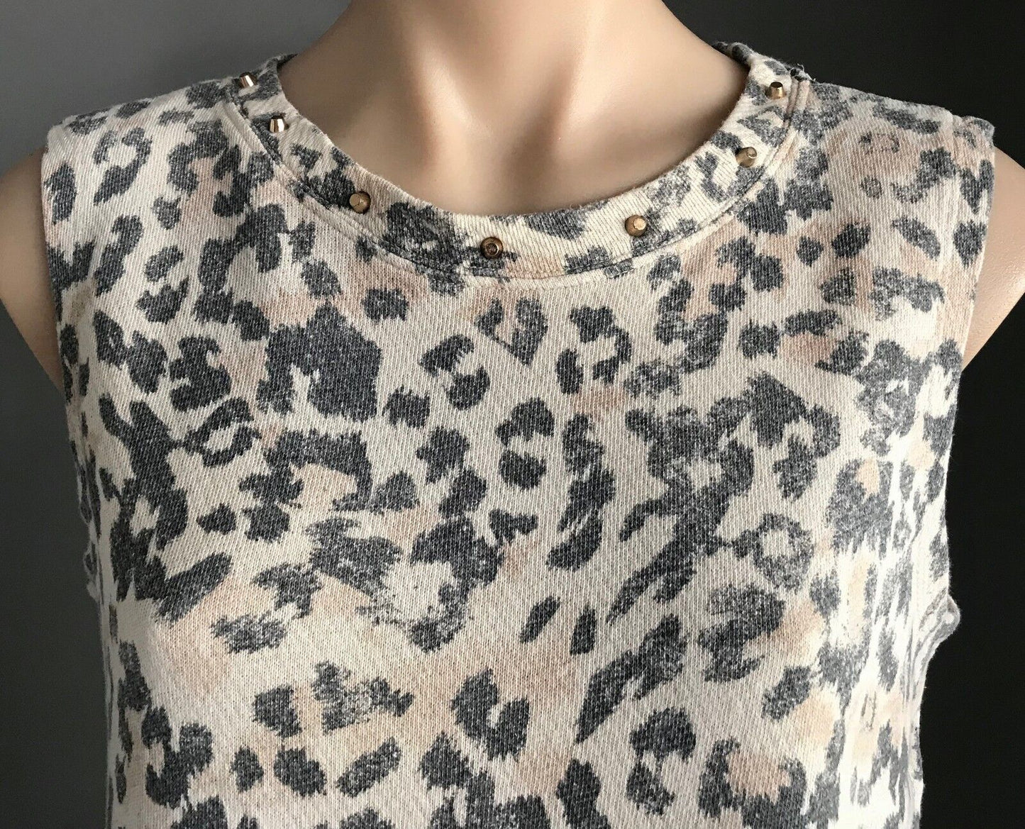 COTTON ON Top Light Grey ivory Peach Sleeveless Animal Print Size S 10