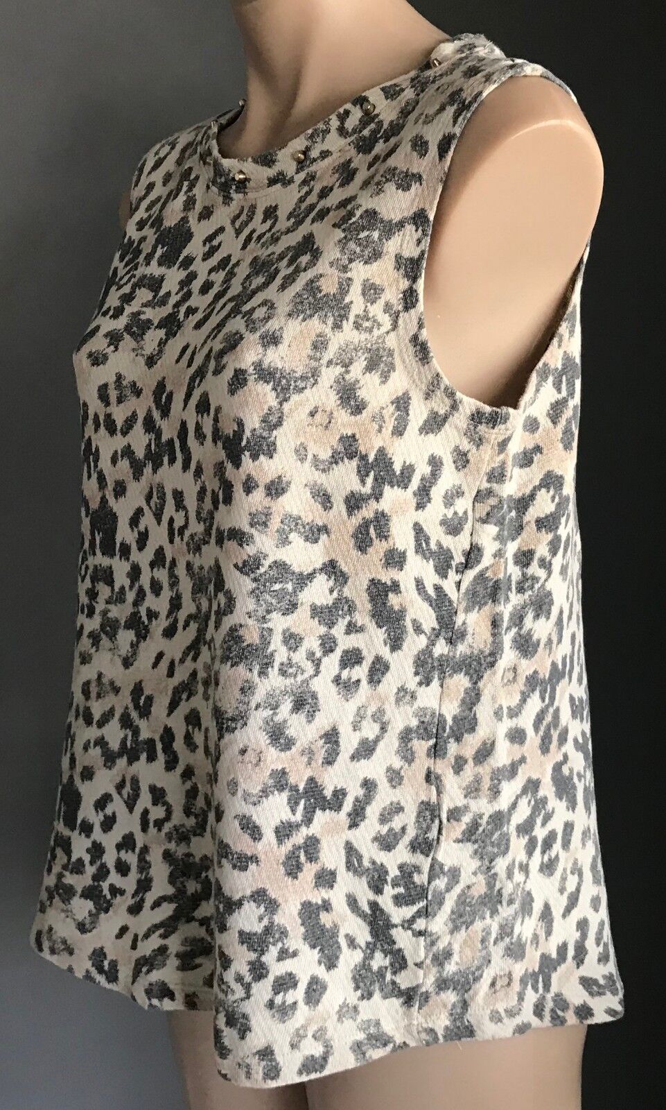 COTTON ON Top Light Grey ivory Peach Sleeveless Animal Print Size S 10