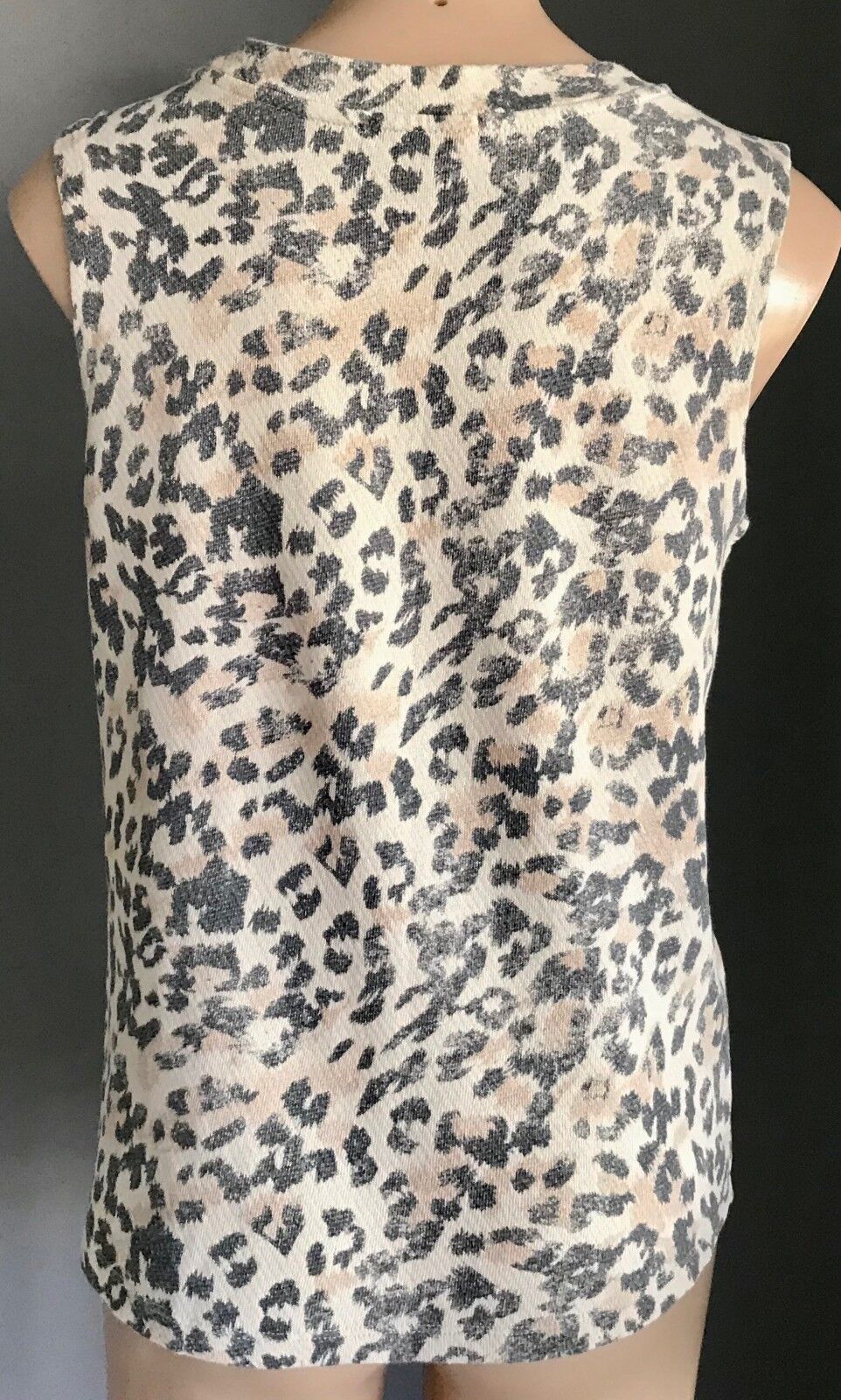 COTTON ON Top Light Grey ivory Peach Sleeveless Animal Print Size S 10