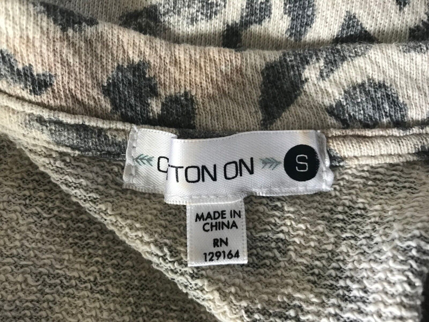 COTTON ON Top Light Grey ivory Peach Sleeveless Animal Print Size S 10