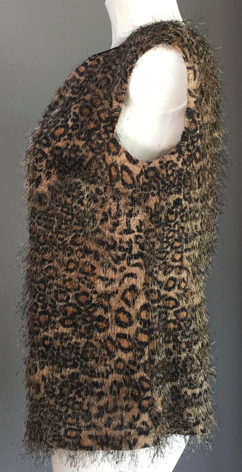 ANN TAYLOR Top Cap Sleeve Animal Print Feathered Jacquard Top Ladies Sz 6 8 NEW
