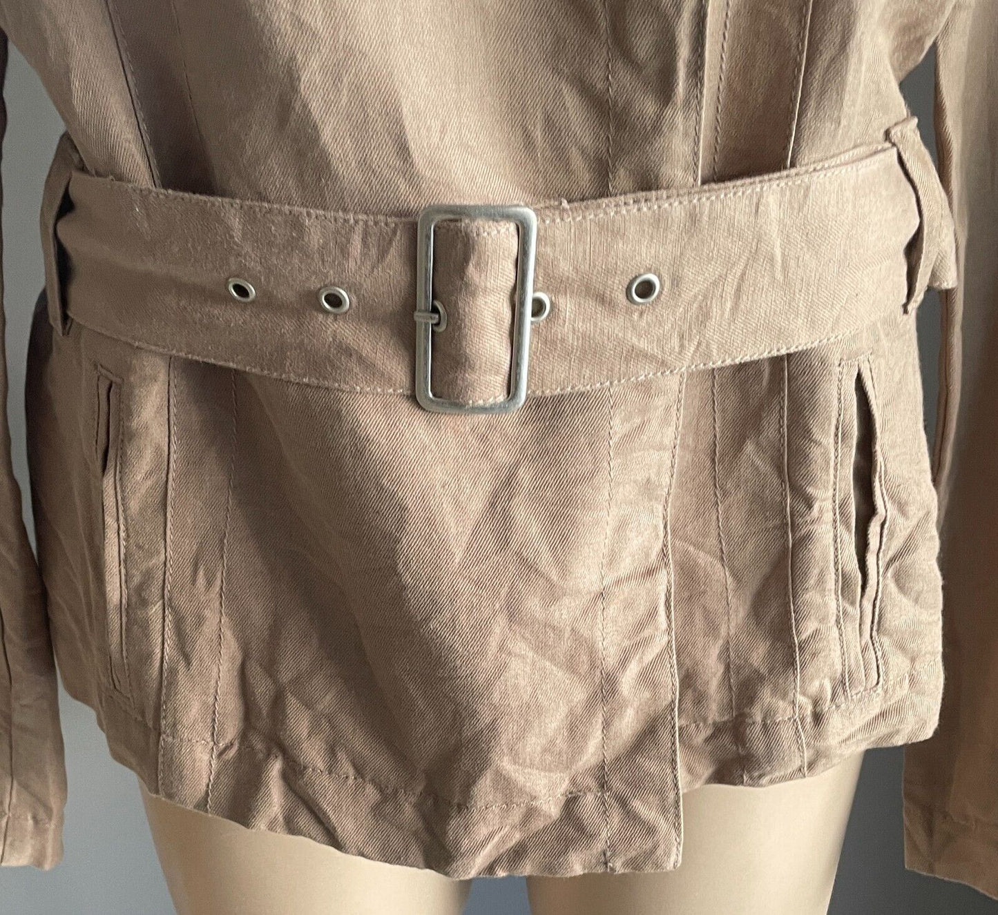 WITCHERY Jacket Light Brown Lightweight Long Sleeves Belt at Hips Size 12 NEW
