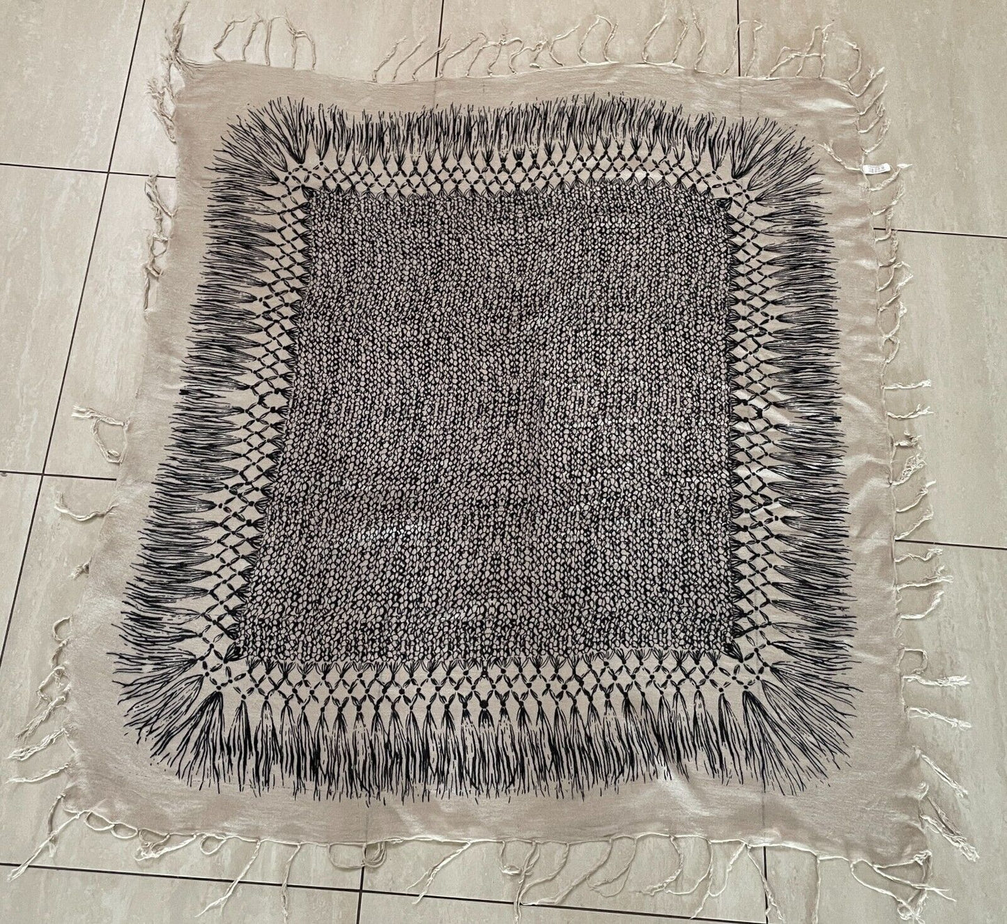 VALLEYGIRLNeck Scarf  Shawl Beige Black Print Square Viscose Fabric Fringed NEW