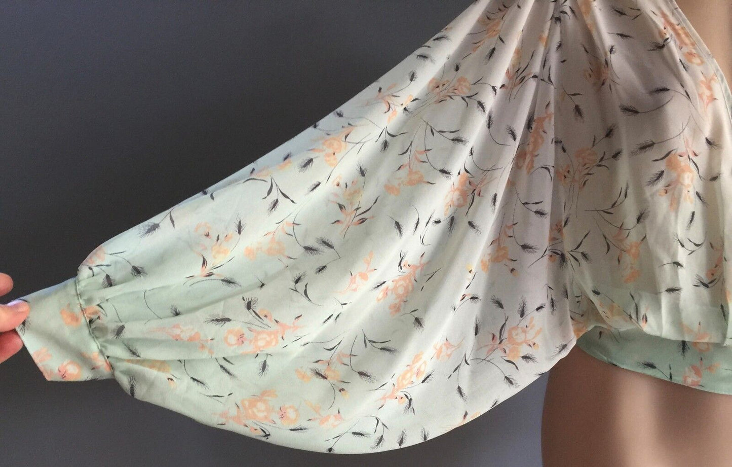 COTTON ON Top Soft Green Floral Print Sheer Blouse Ladies Size S 10