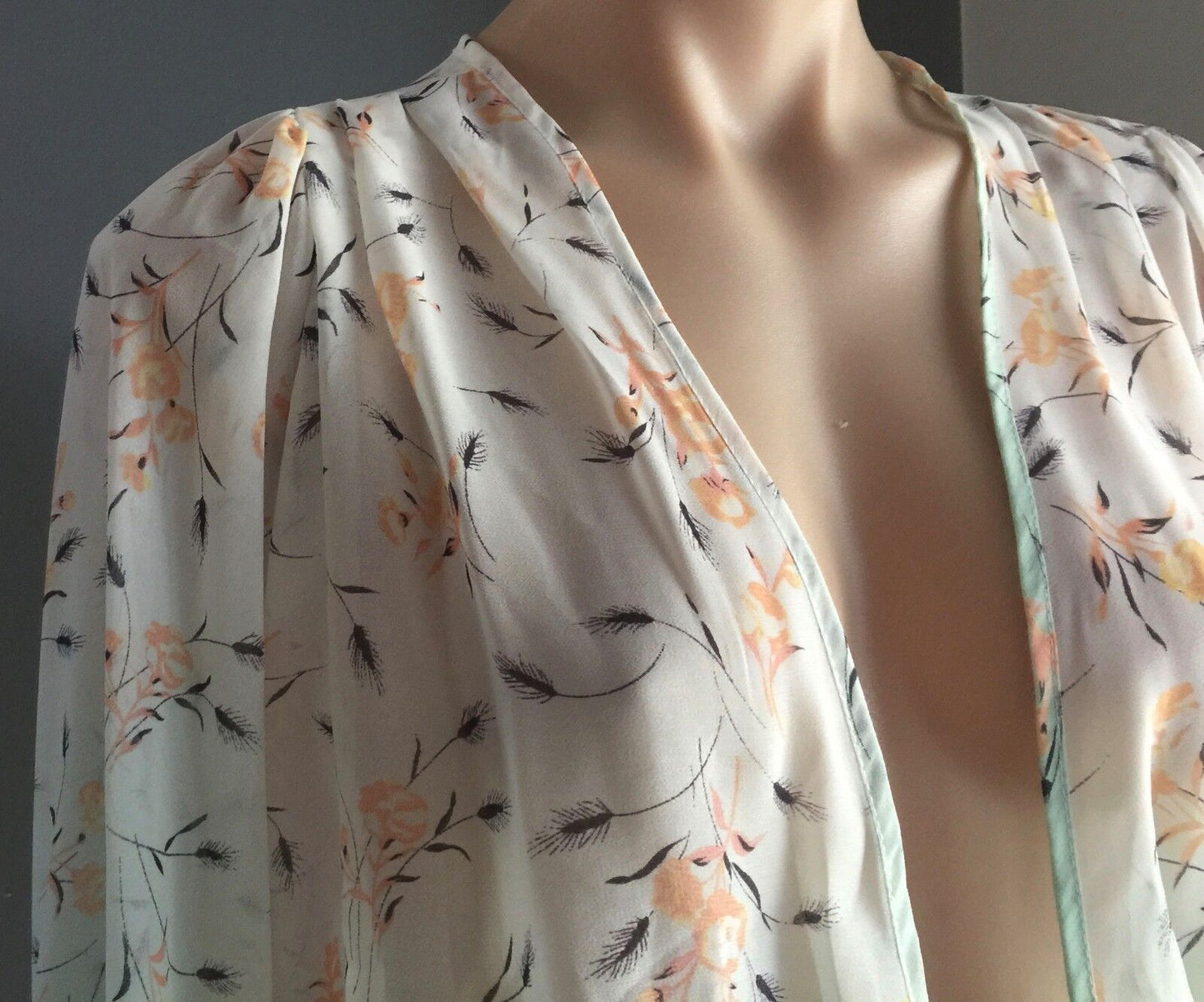 COTTON ON Top Soft Green Floral Print Sheer Blouse Ladies Size S 10