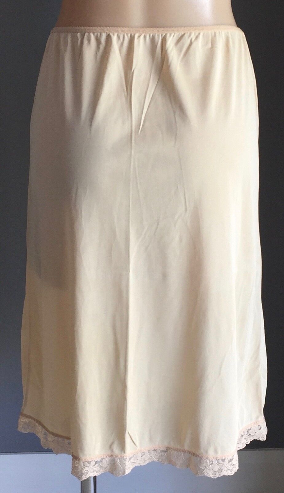 Half Slip Nylon Petticoat Elastic Waist Yellow Beige Size 14 Australia Vintage