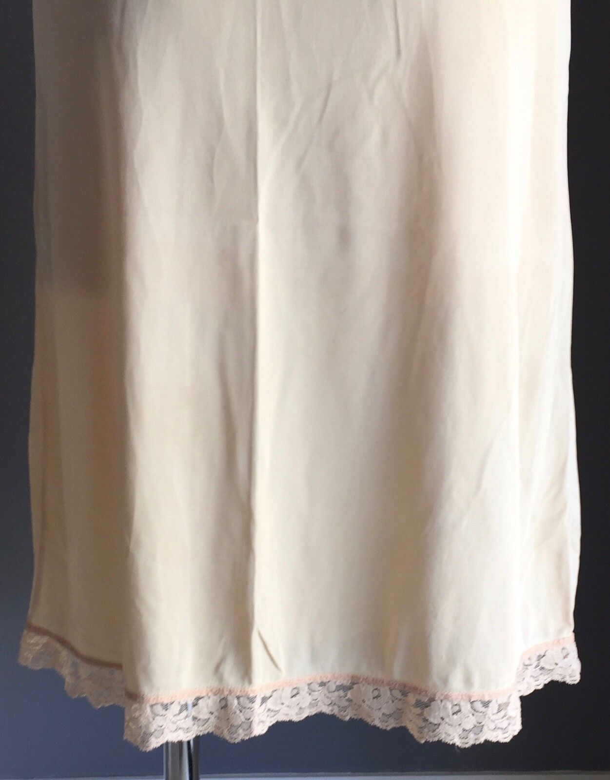 Half Slip Nylon Petticoat Elastic Waist Yellow Beige Size 14 Australia Vintage