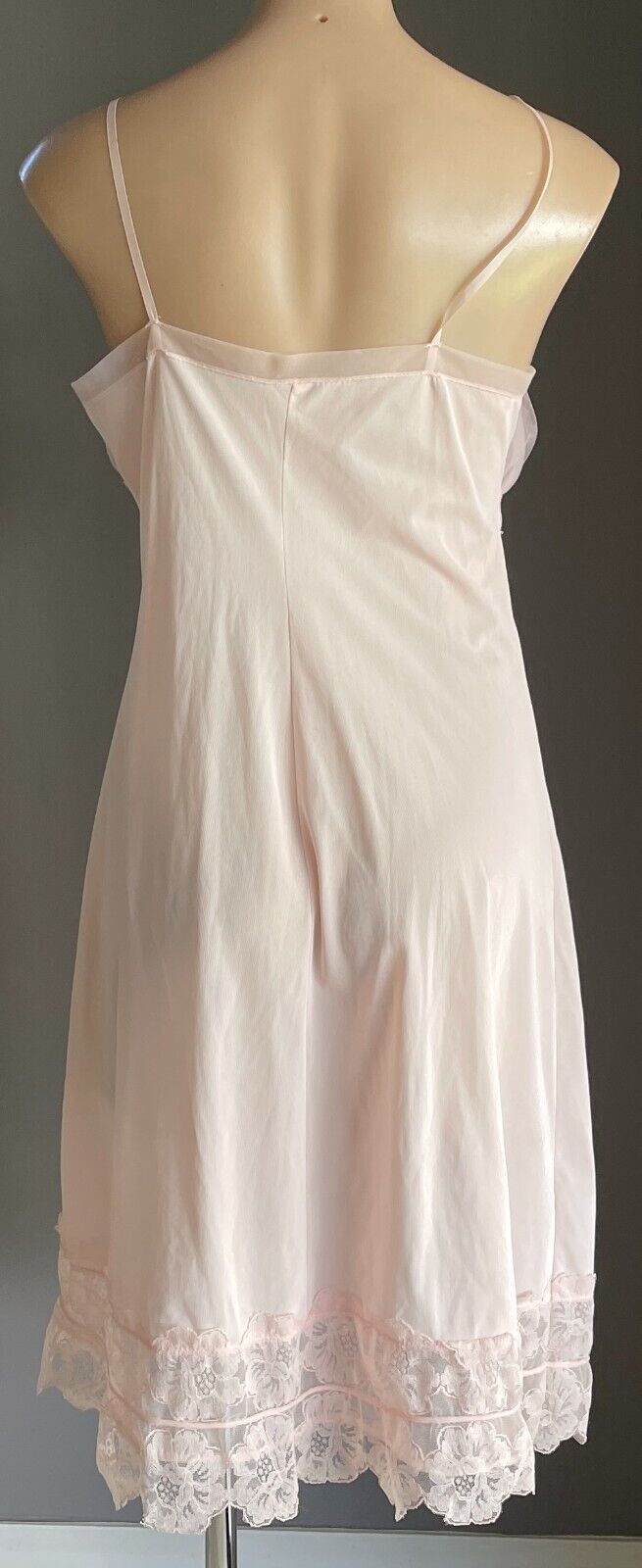 Petticoat Baby Pink Vintage 1960s  Bri-Nylon Nightie Lace Trim Midi Size 10 NEW