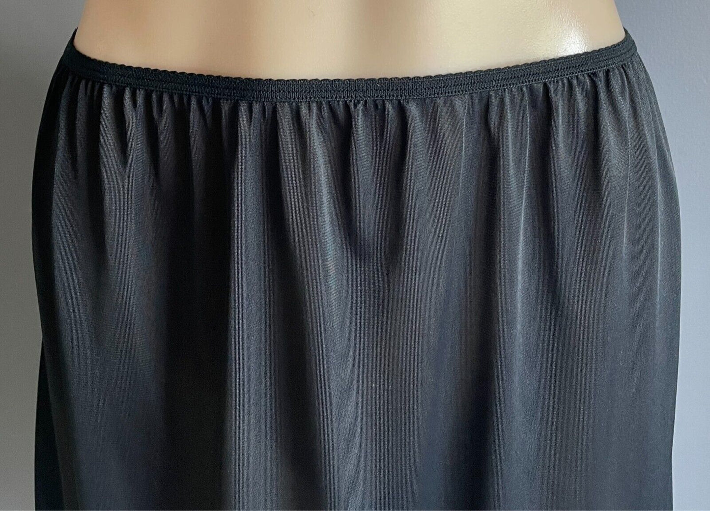 Half Slip Black Nylon Elastic Waist Size 16 Lace Hem Trim Petticoat