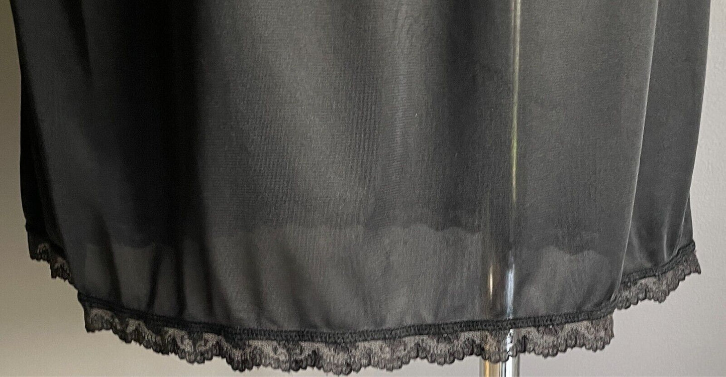 Half Slip Black Nylon Elastic Waist Size 16 Lace Hem Trim Petticoat