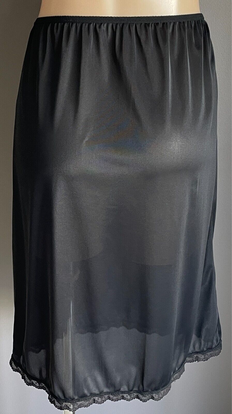 Half Slip Black Nylon Elastic Waist Size 16 Lace Hem Trim Petticoat
