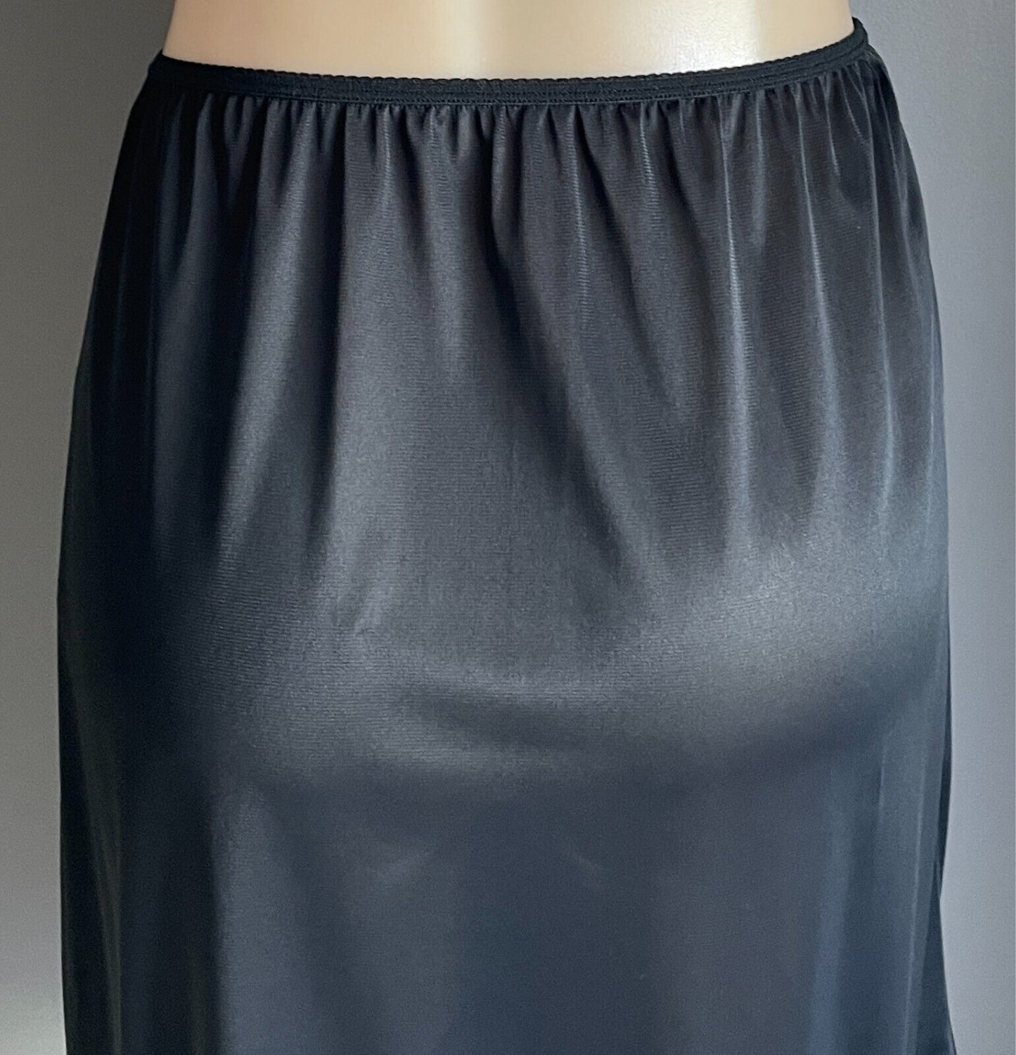 Half Slip Black Nylon Elastic Waist Size 16 Lace Hem Trim Petticoat