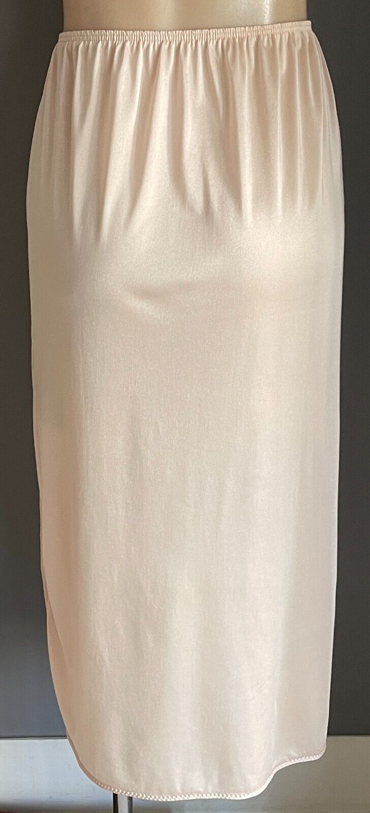 Vintage HALF SLIP Petticoat 79.5cm Long Beige Side Slit Size 10 - 12 NO LACE