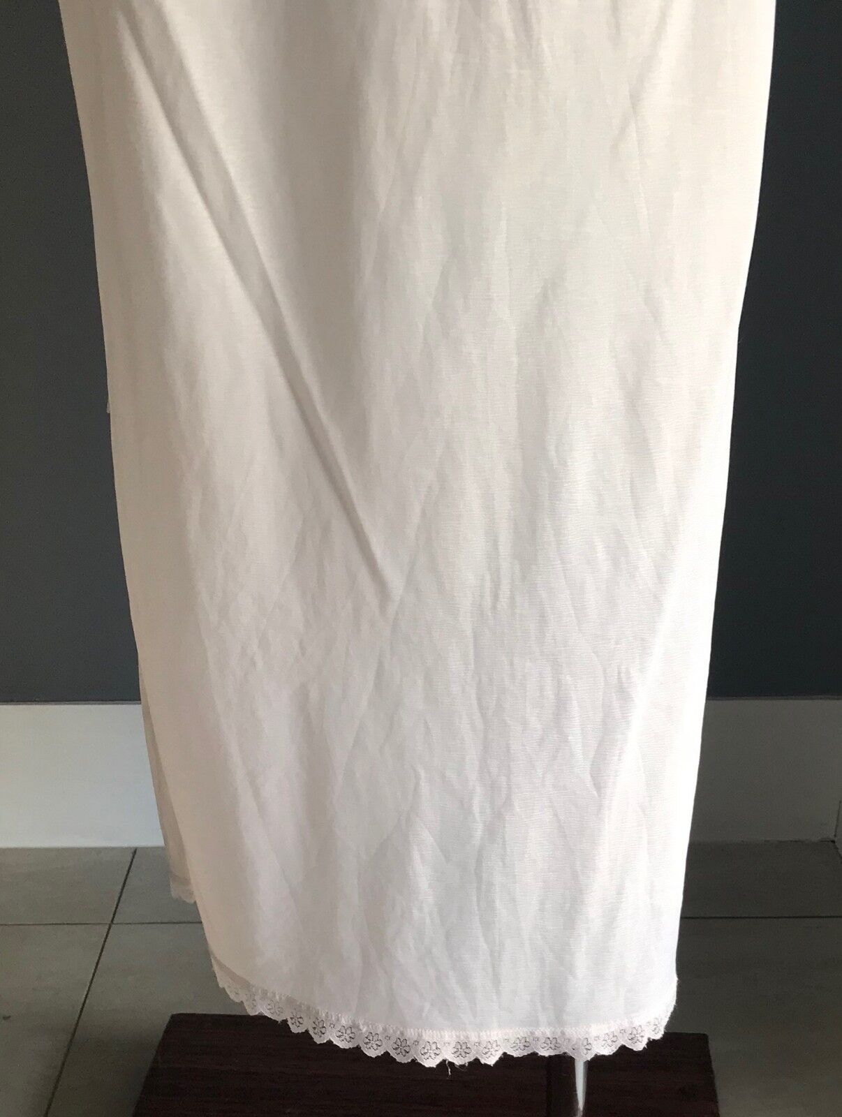 HALF SLIP Long Maxi Petticoat Beige Lace Trim Side Slit & Hem Size 10 12 Vintage