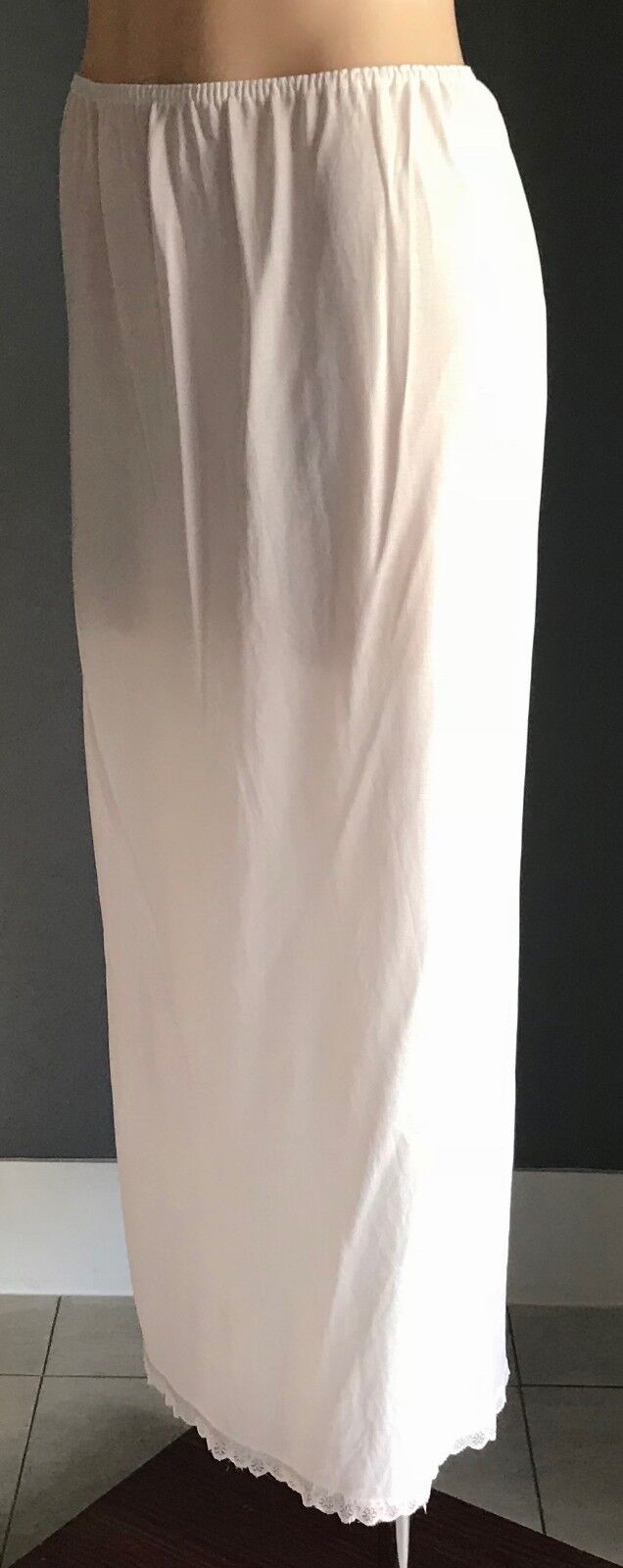 HALF SLIP Long Maxi Petticoat Beige Lace Trim Side Slit & Hem Size 10 12 Vintage
