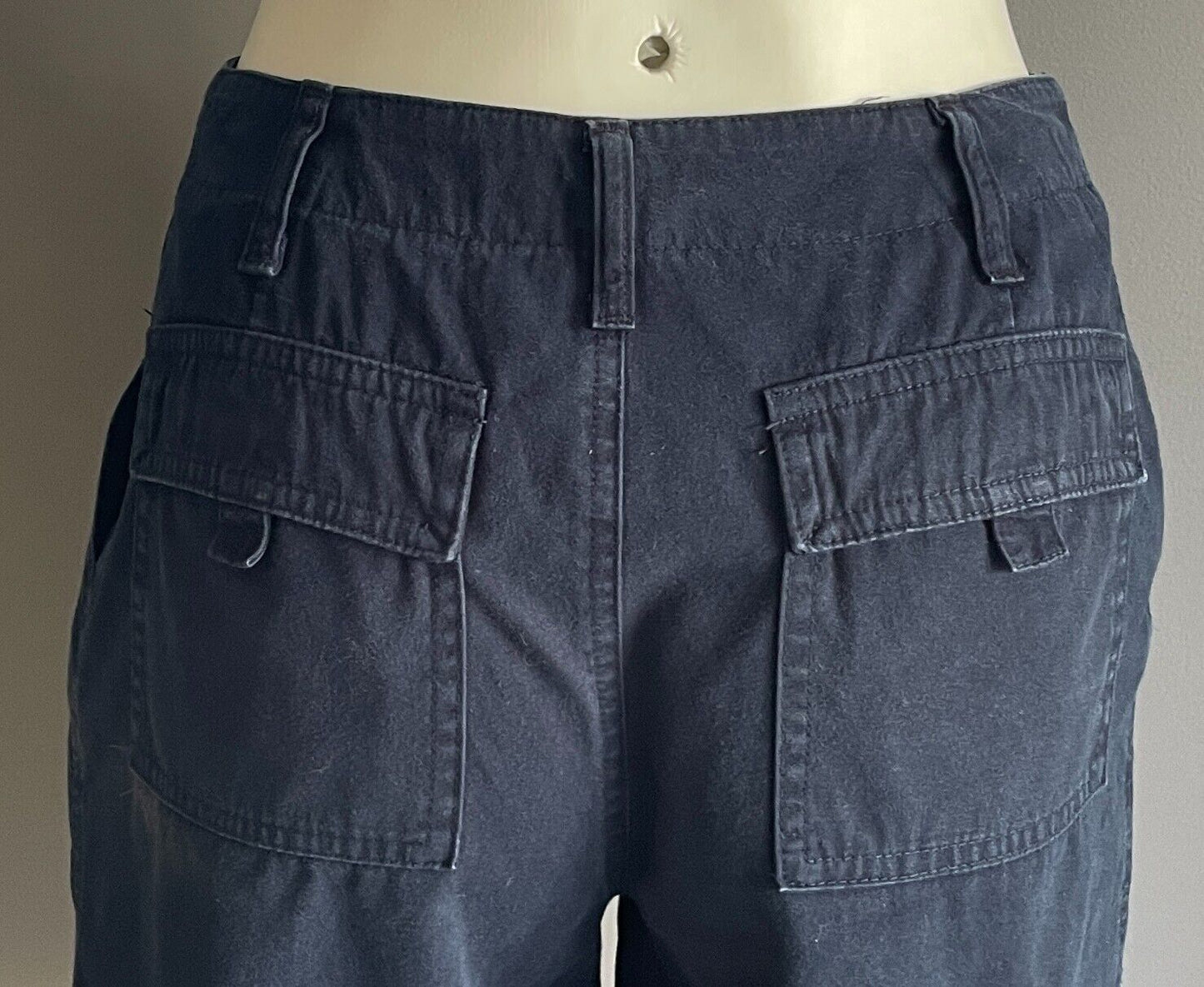 UTILITY SPORT Shorts Navy Cotton Fabric Flat Front Style Womens Size 6 8