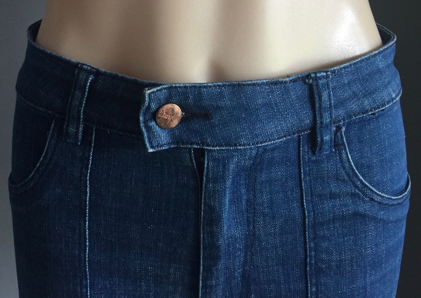 WRANGLER  "Hi Cheeky"  Shorts Blue Denim Ladies Size 10 Back Pockets Jeans