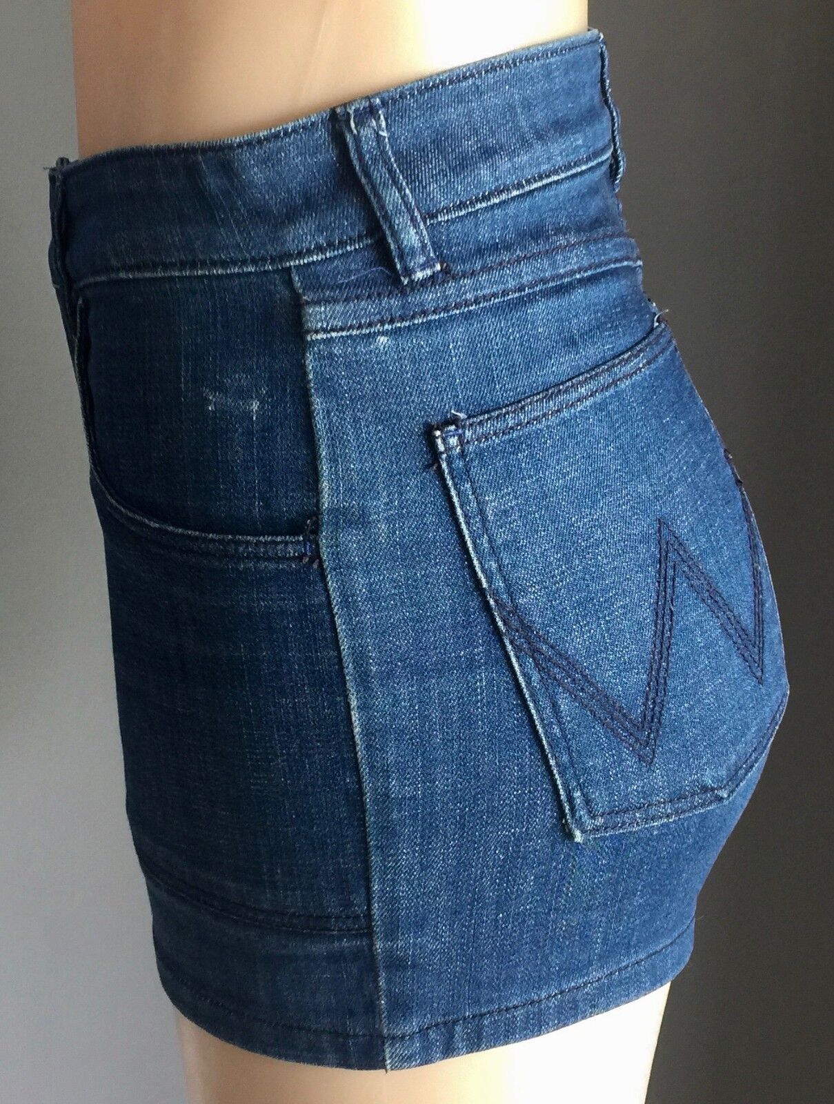 WRANGLER  "Hi Cheeky"  Shorts Blue Denim Ladies Size 10 Back Pockets Jeans