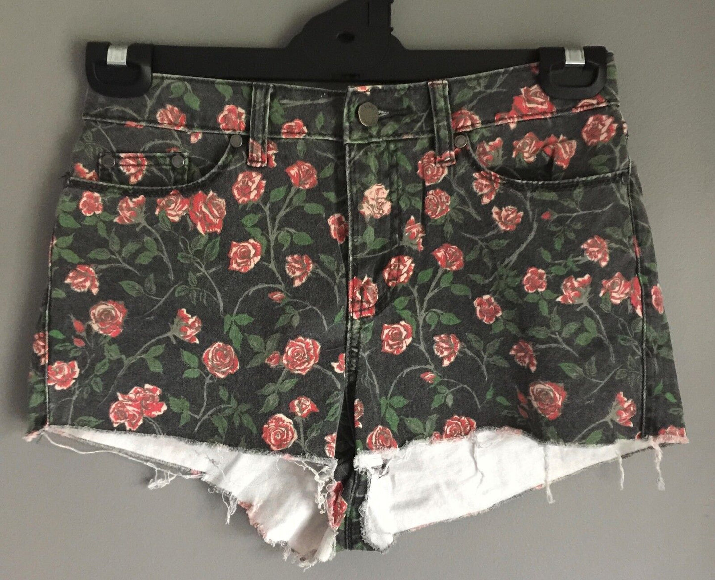 INSIGHT Shorts Multi Coloured Floral Frayed Edge Short Shorts Ladies Size 8 NEW
