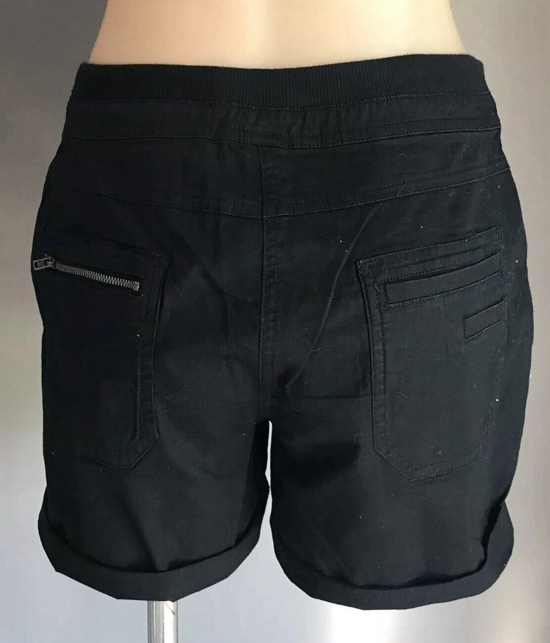 TARGET Shorts Black Cuff Hem Elastic Waist Ladies Size 10 Short Pants