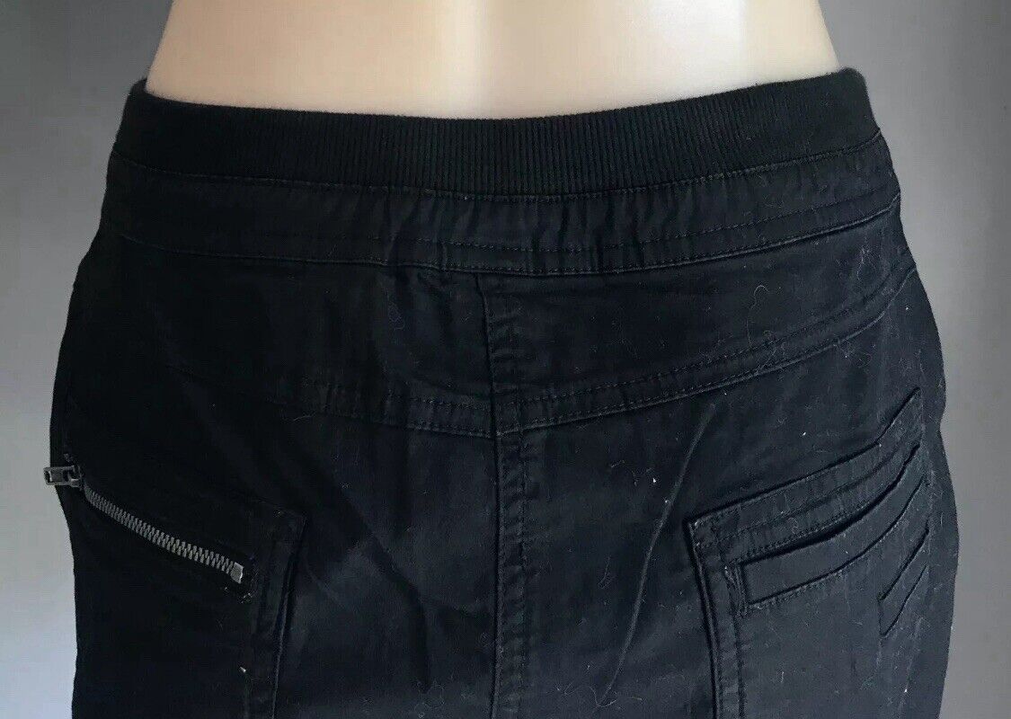 TARGET Shorts Black Cuff Hem Elastic Waist Ladies Size 10 Short Pants