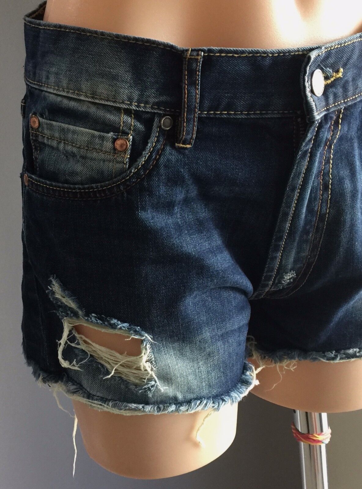 DRICOPER Denim Shorts Distressed Ripped Blue Size 9 27 Waist Jeans Retro
