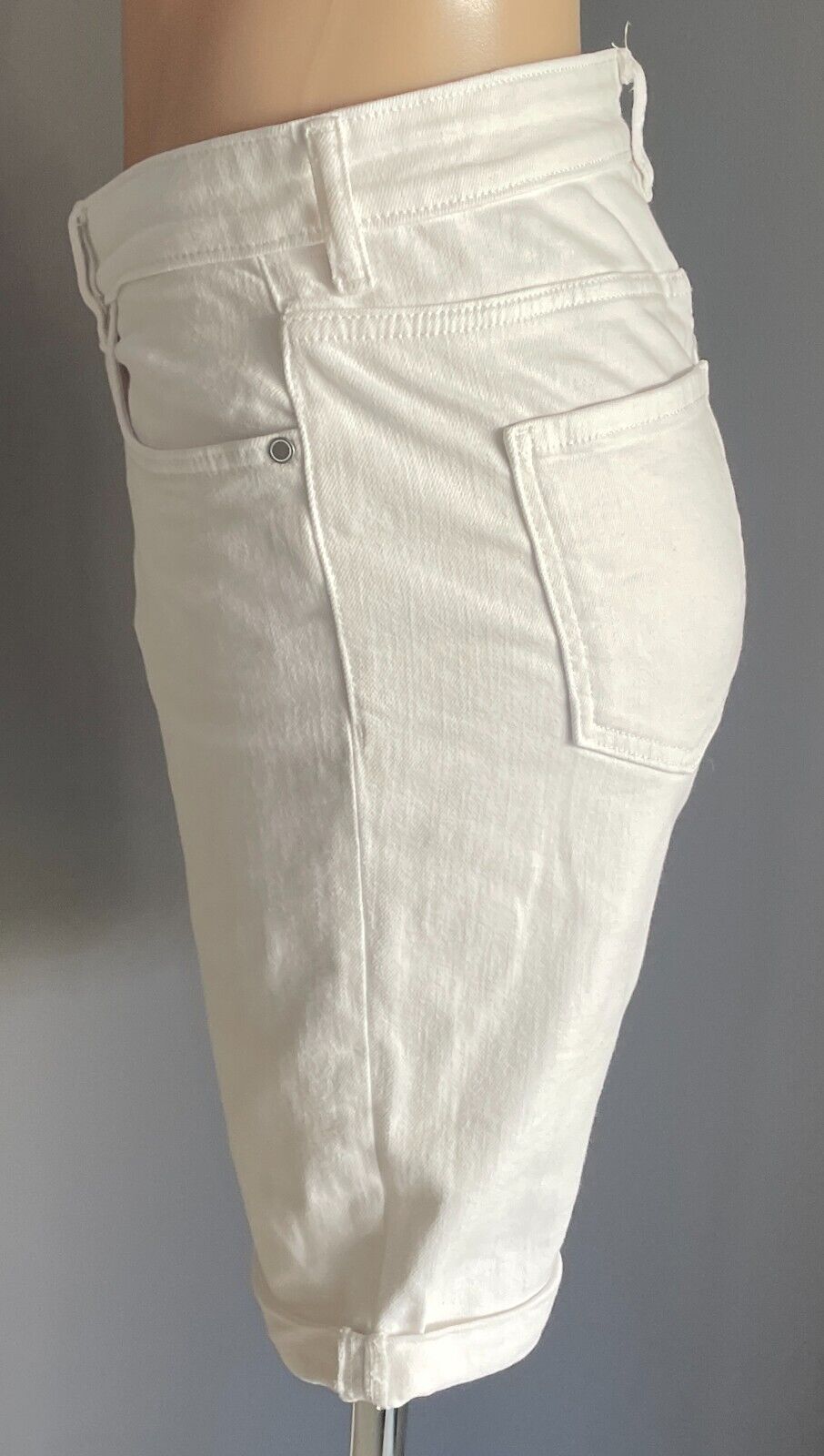 TARGET Shorts White Denim Cuffed Leg Cotton Elastane Fabric Size 10