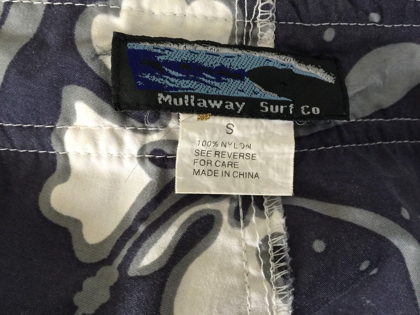 MULLAWAY SURF CO. Board Shorts Ladies White Hibiscus Print Ladies Size S 6 8
