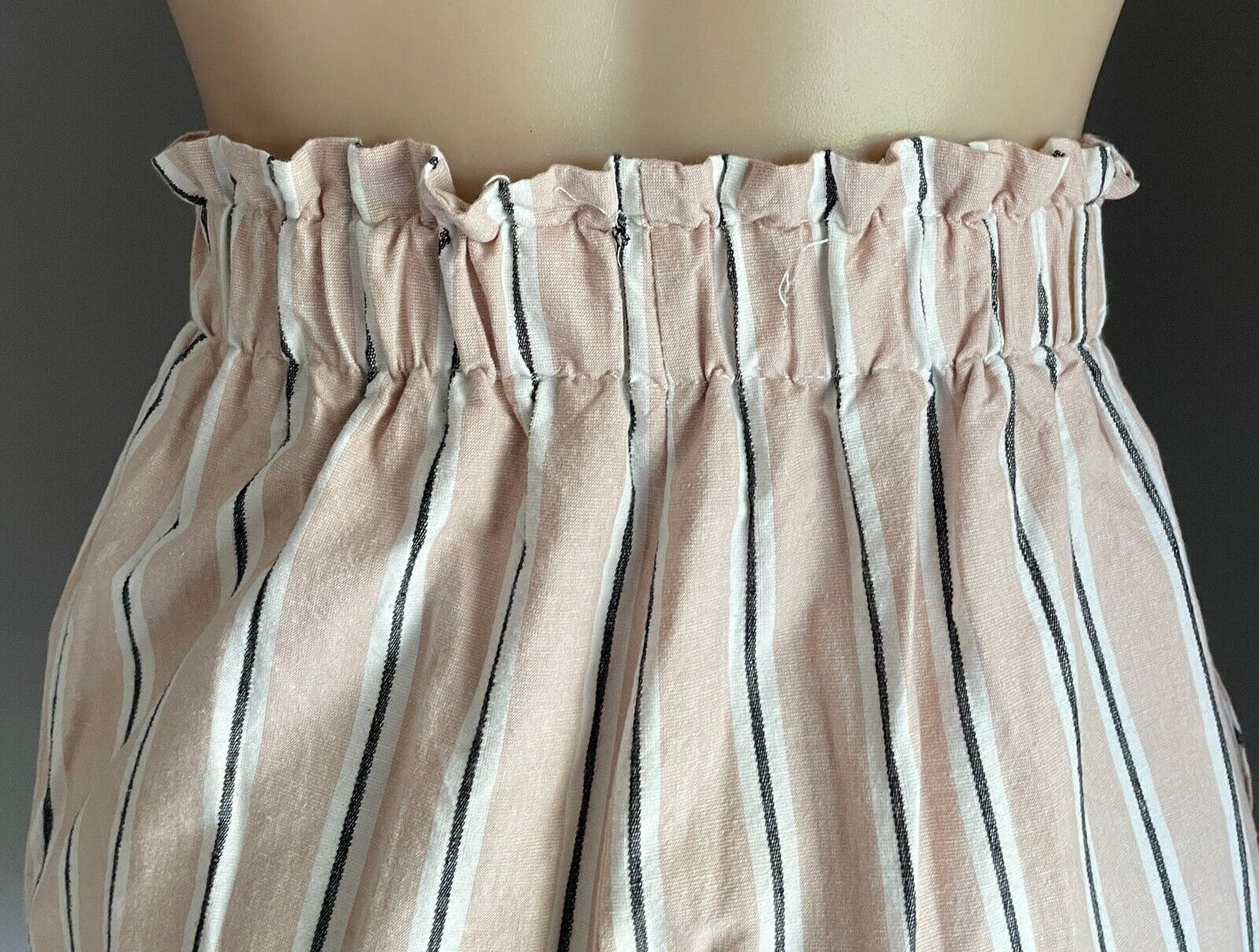 FACTORIE  Shorts Blush Pink White Black Elastic High Waist Size 10 Cotton Blend